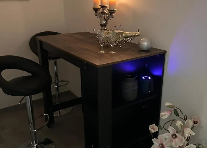 Neue Erdgeschosswohnung In Zentrum Von